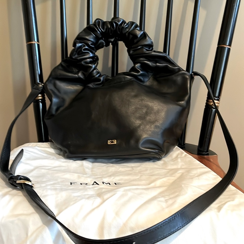 Frame black leatherLeScrunch mini Ruched top handle bag